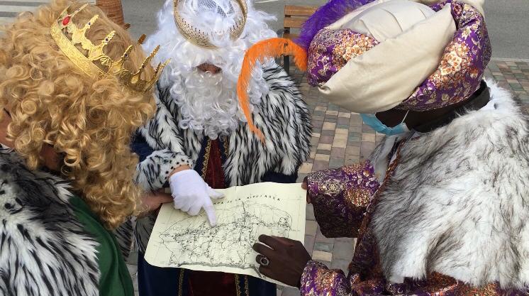 El Ayuntamiento de Albuñol, tras reunirse con SSMM los Reyes de Oriente, celebrará la Cabalgata de Reyes.
